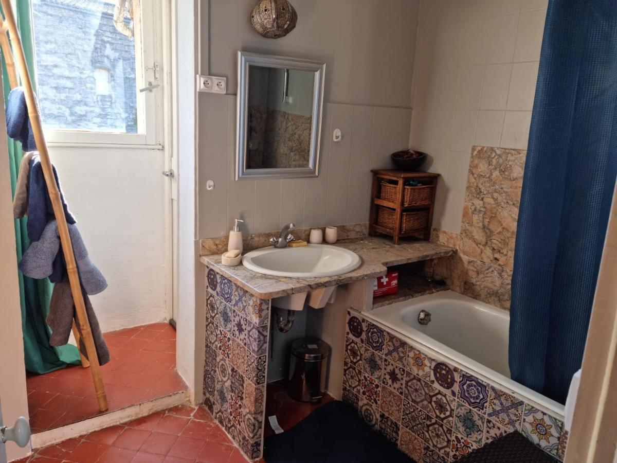 Apartamento Un Nid Sur Les Toits Face Au Palais Des Papes
